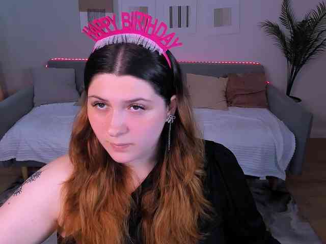 Milenafiery webcam