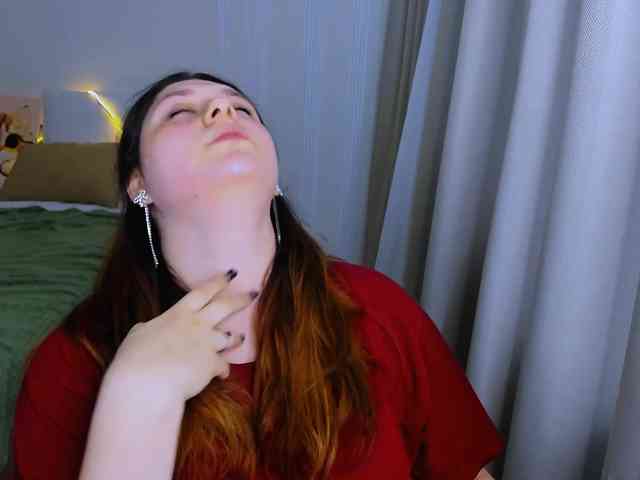 Milenafiery webcam