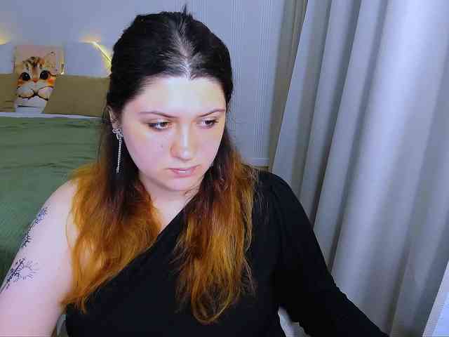 Milenafiery webcam