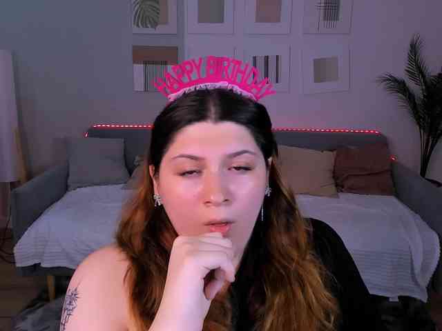 Milenafiery webcam