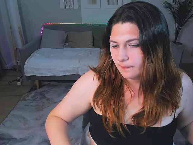 Milenafiery webcam
