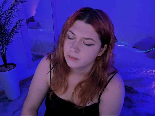 Milenafiery webcam