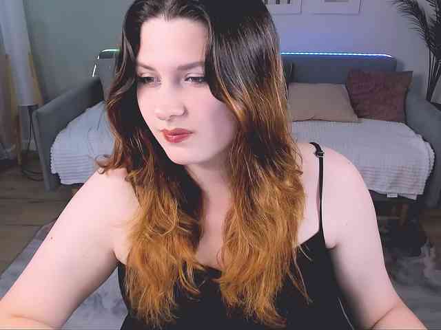 Milenafiery webcam