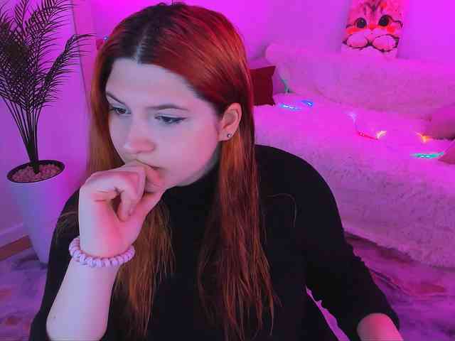 Milenafiery webcam