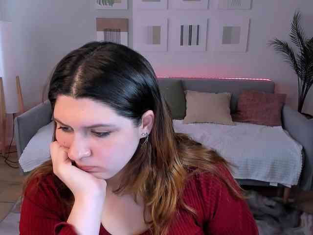Milenafiery webcam