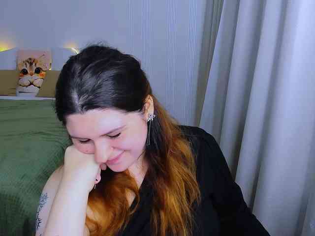 Milenafiery webcam
