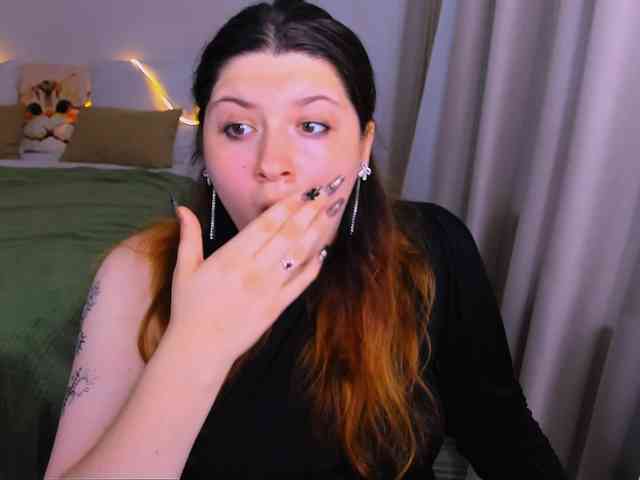Milenafiery webcam