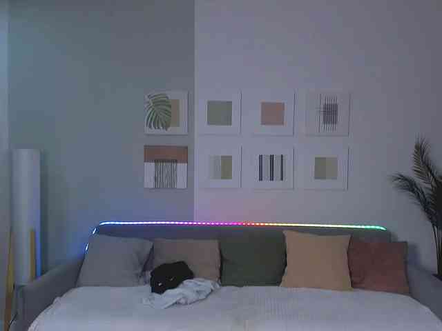 Milenafiery webcam