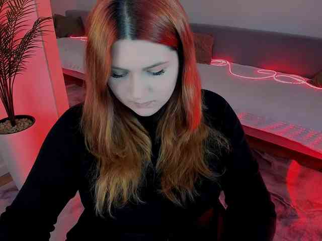 Milenafiery webcam