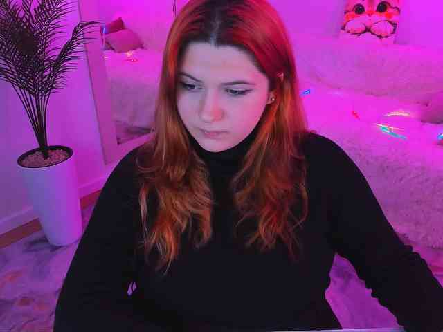 Milenafiery webcam