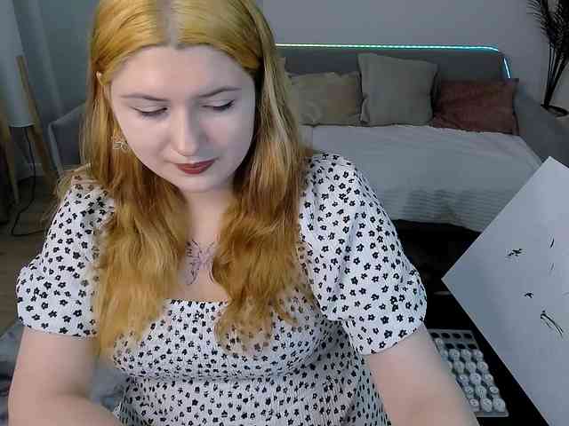 Milenafiery webcam