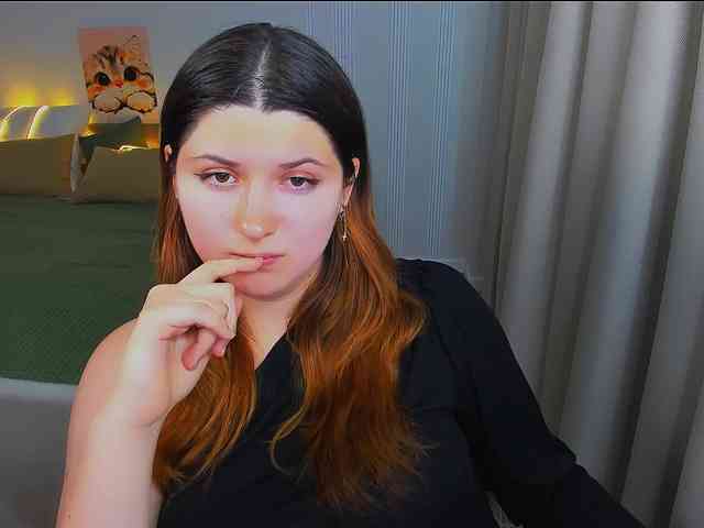 Milenafiery webcam