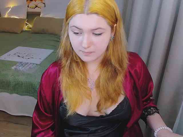 Milenafiery webcam