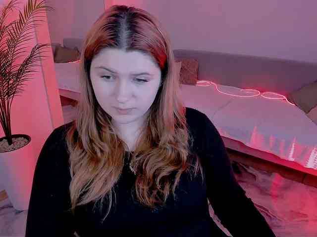 Milenafiery webcam