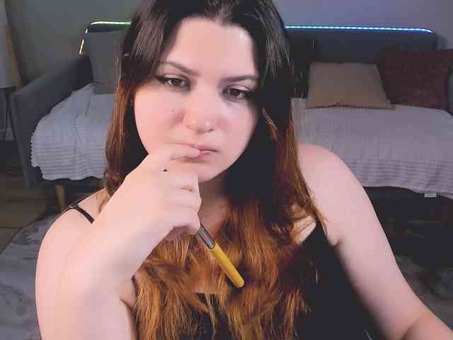 Milenafiery webcam