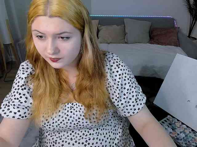 Milenafiery webcam