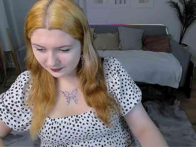 Milenafiery webcam