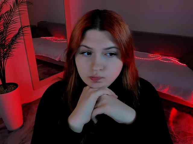 Milenafiery webcam