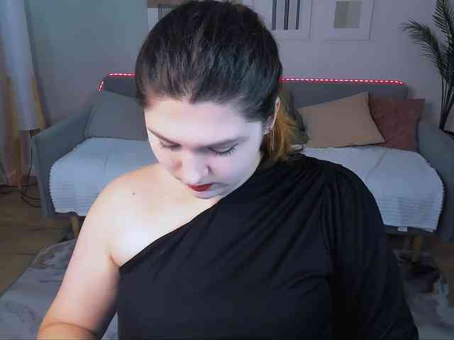 Milenafiery webcam