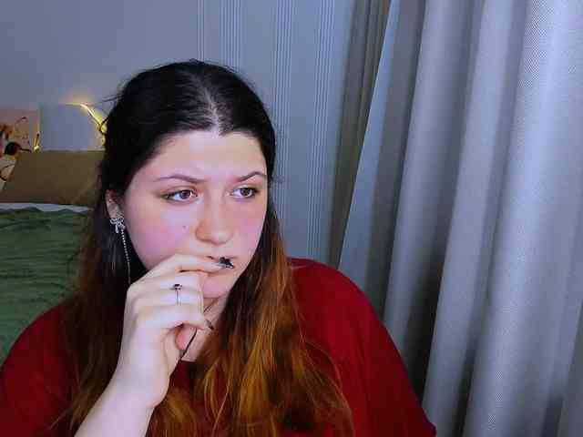 Milenafiery webcam