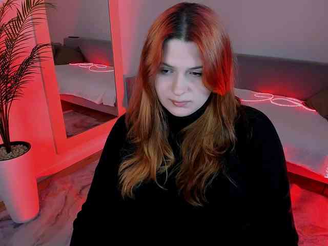 Milenafiery webcam