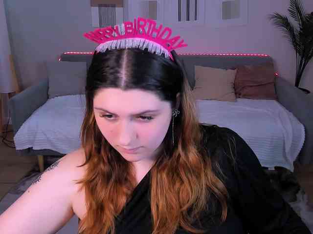 Milenafiery webcam