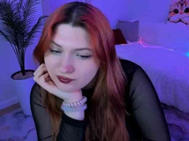 Milenafiery webcam