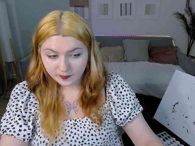 Milenafiery webcam