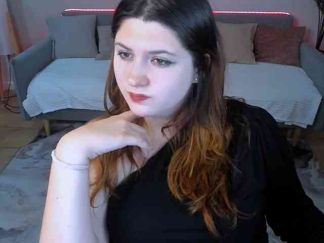 Milenafiery webcam