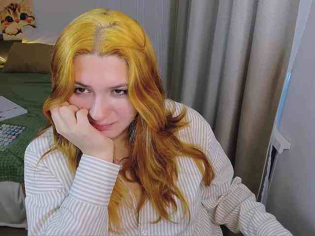 Milenafiery webcam