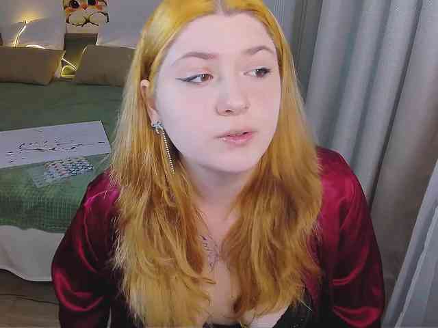 Milenafiery webcam