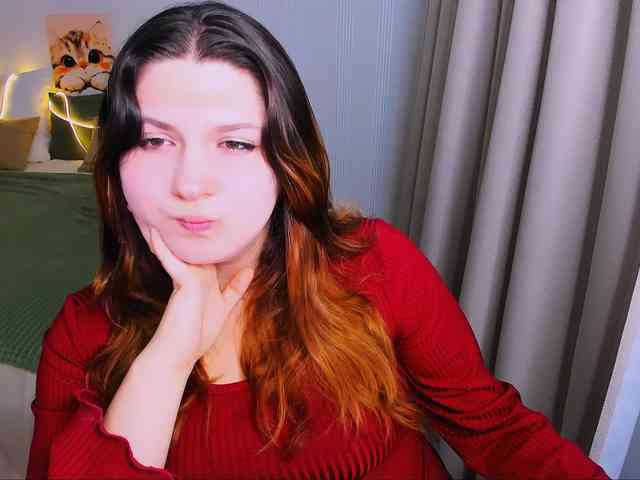 Milenafiery webcam