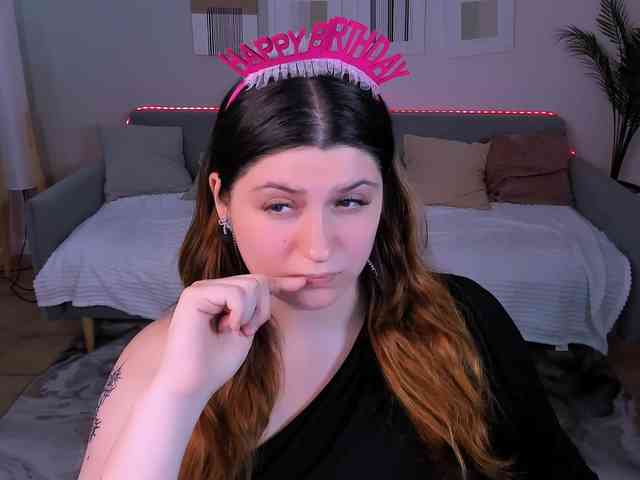 Milenafiery webcam