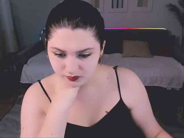 Milenafiery webcam