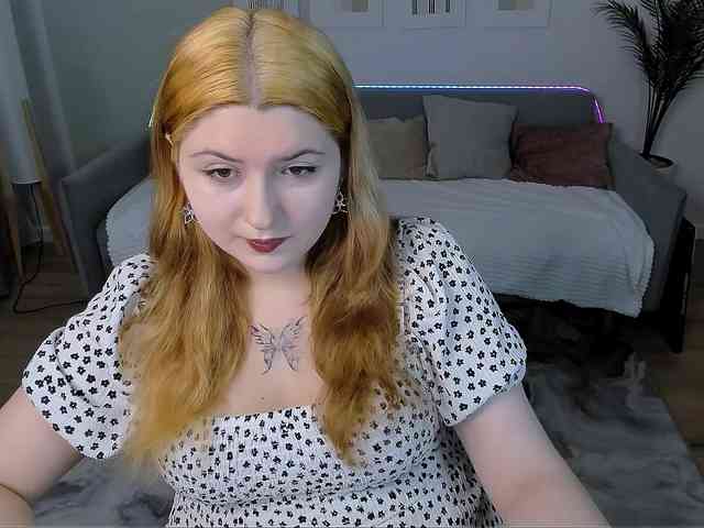 Milenafiery webcam