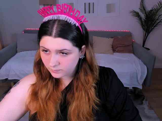 Milenafiery webcam