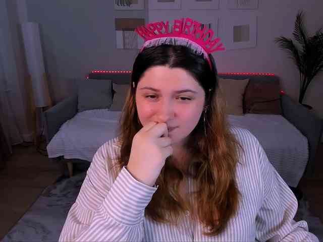 Milenafiery webcam