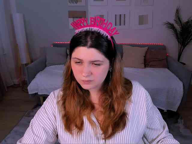 Milenafiery webcam
