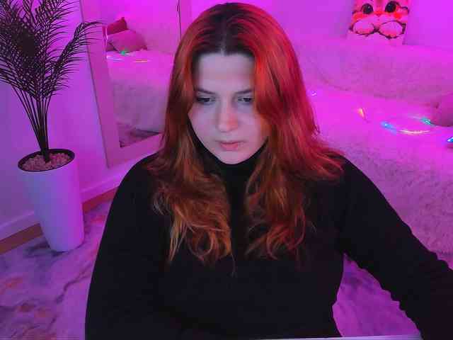 Milenafiery webcam
