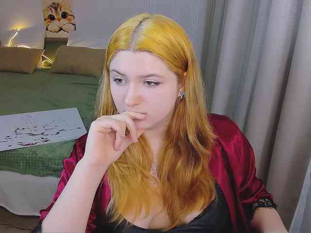 Milenafiery webcam