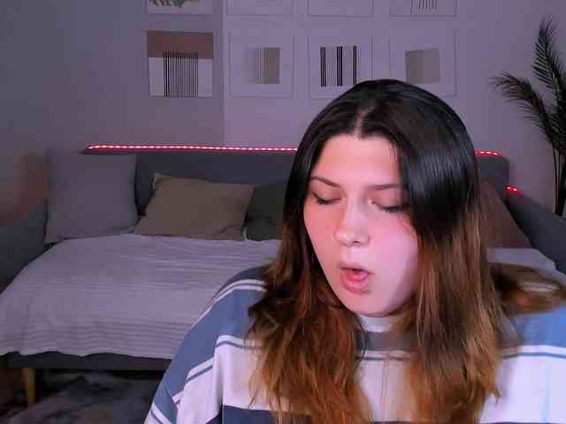 Milenafiery webcam