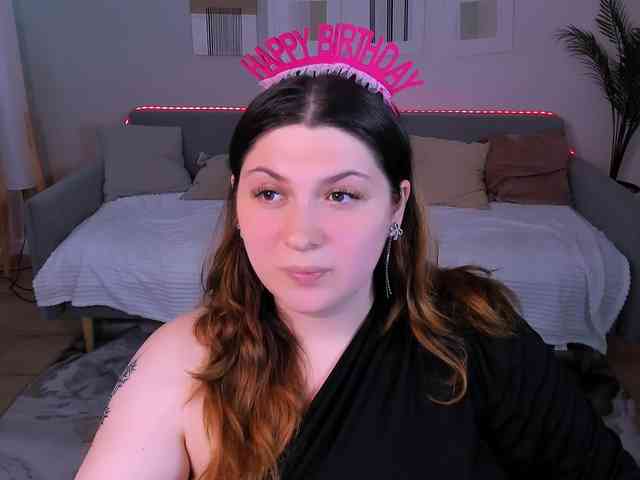 Milenafiery webcam
