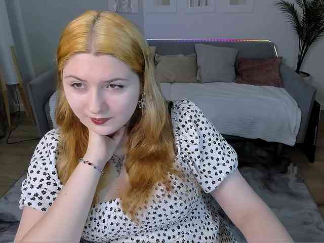 Milenafiery webcam