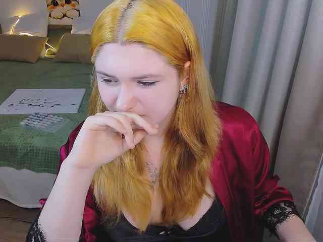 Milenafiery webcam