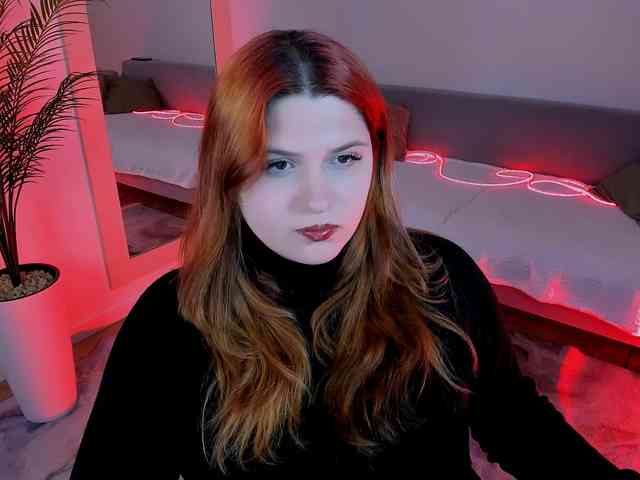 Milenafiery webcam