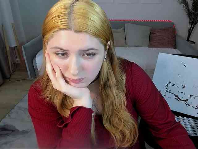 Milenafiery webcam