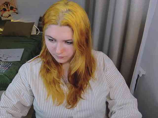 Milenafiery webcam