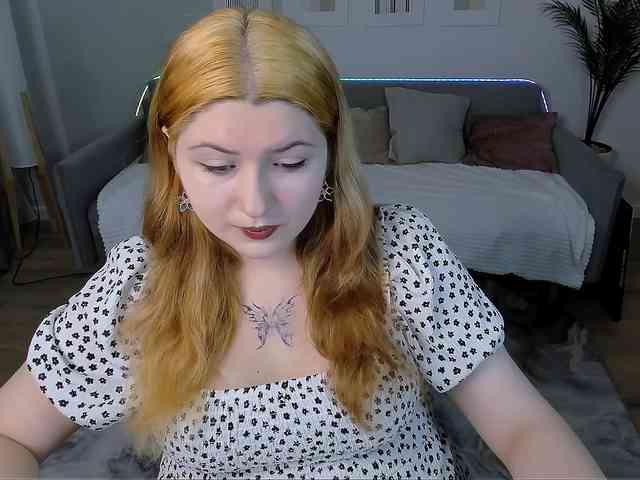 Milenafiery webcam