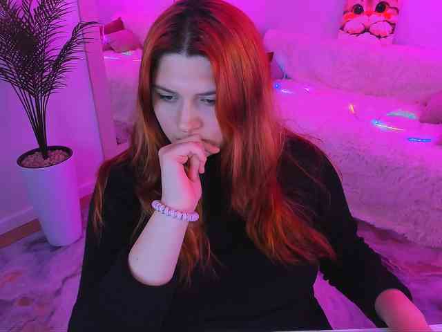 Milenafiery webcam
