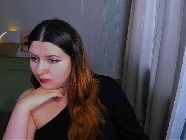 Milenafiery webcam